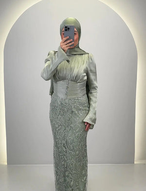 Bey's Evening dress Mint01