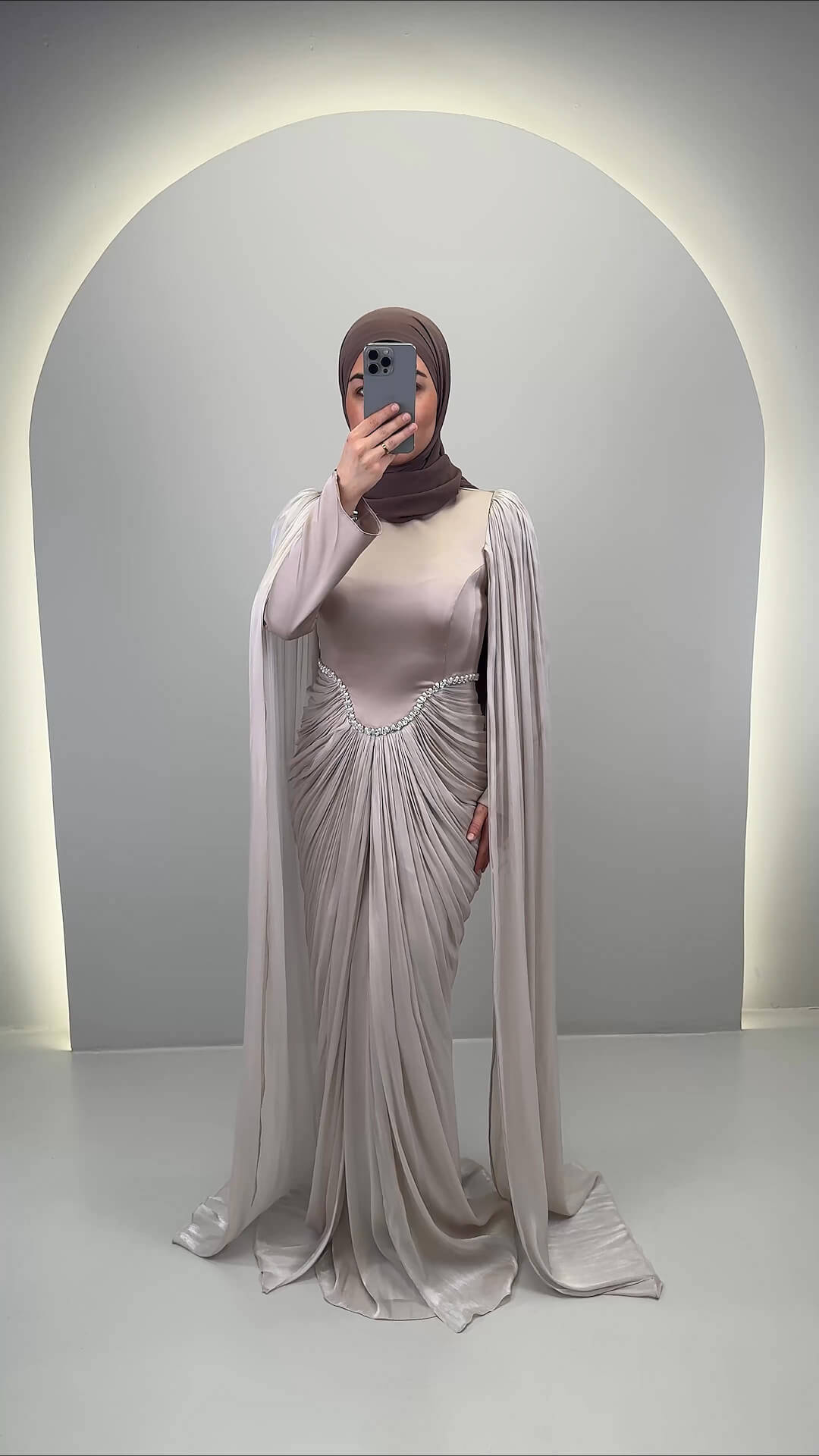 Ayzara Abendkleid Beige