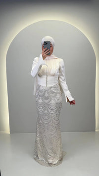 Bey's Evening dress Beige