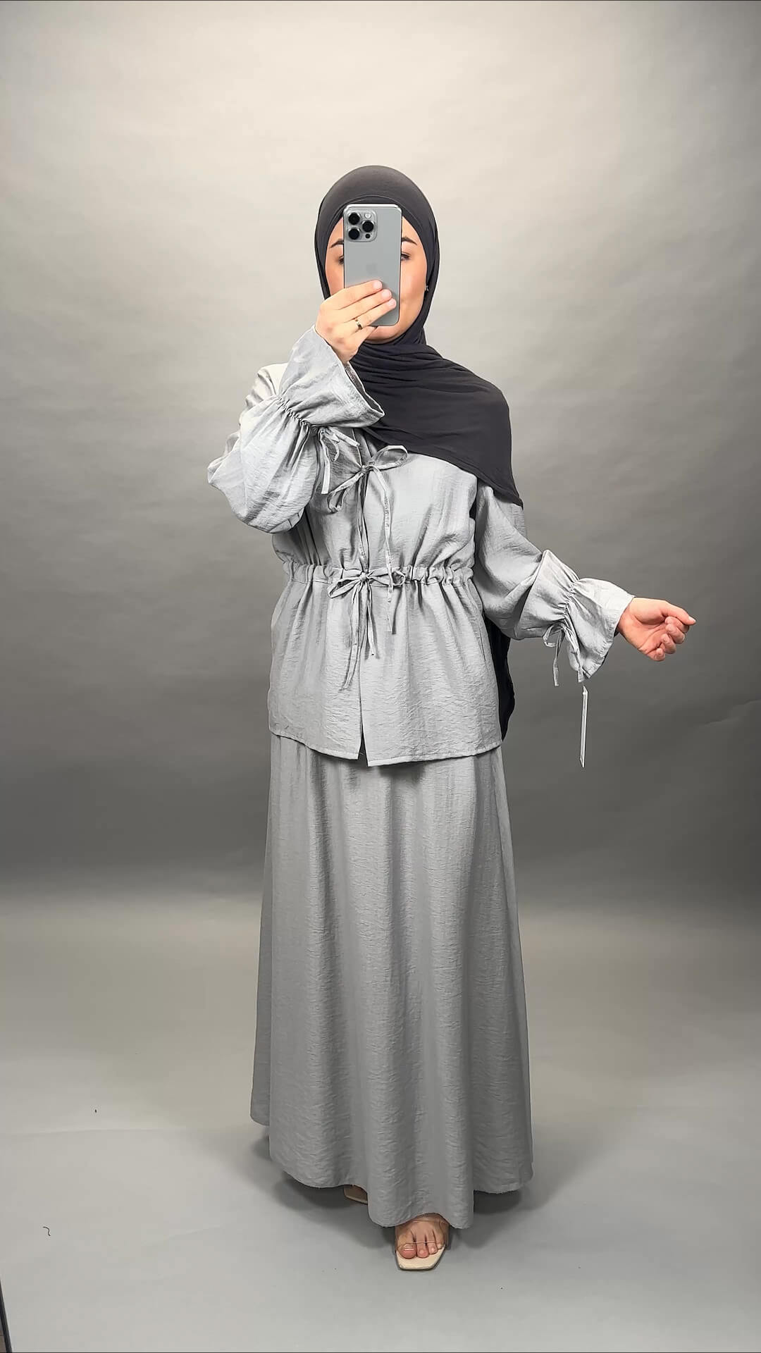 Asliya Zweiteiler Grau